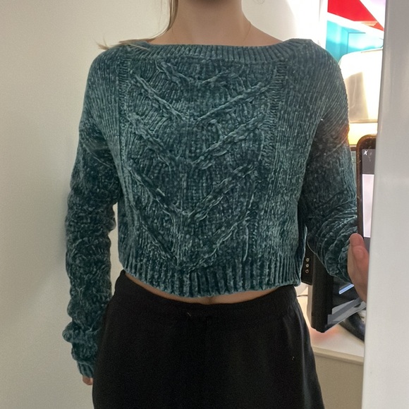 Cropped emerald green sweater - Picture 3 of 3